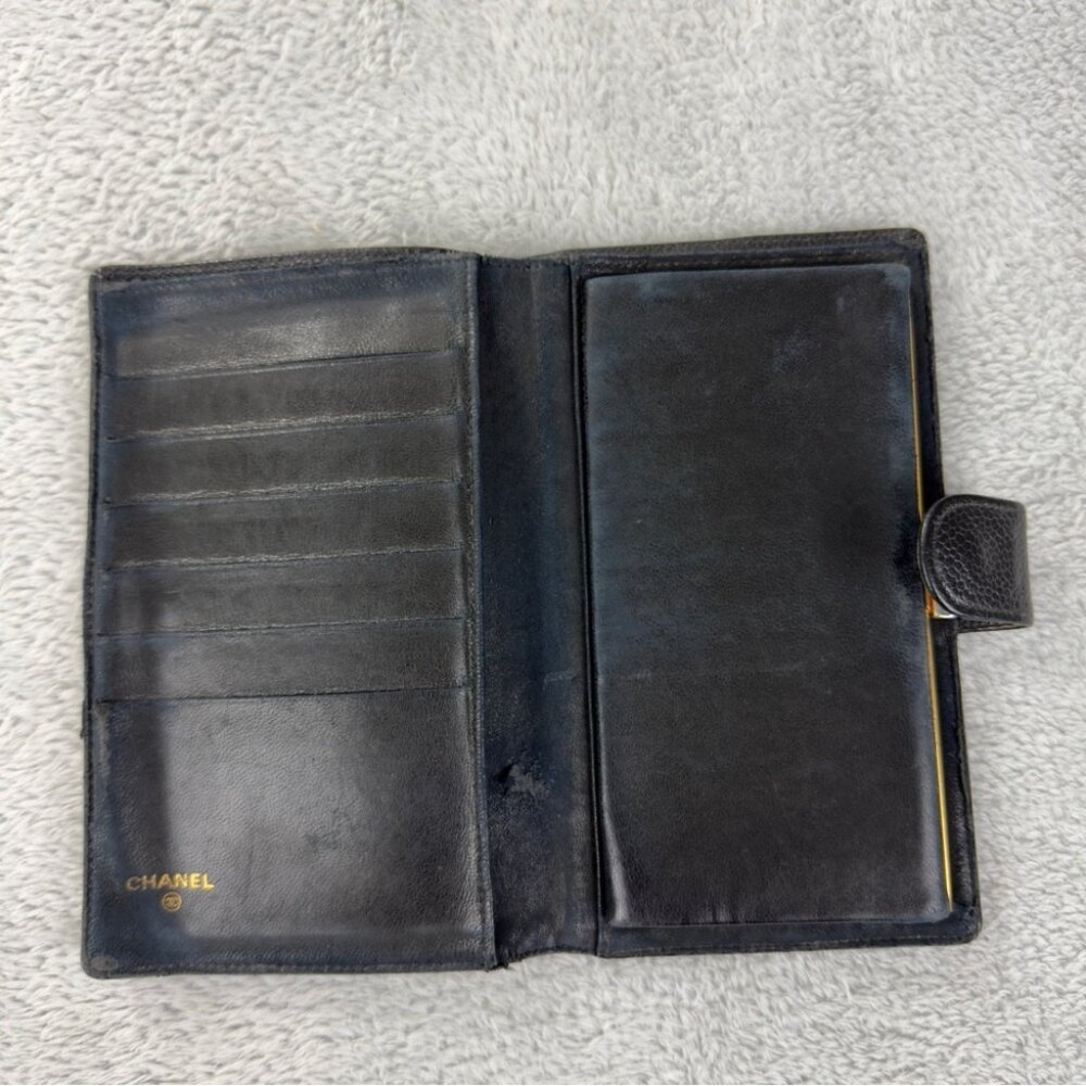 CHANEL CC Logo Grained Calfskin Leather Bifold Wallet Black - Picture 2 of 16